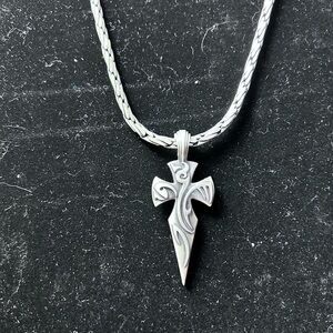 Silver Pendant Necklace